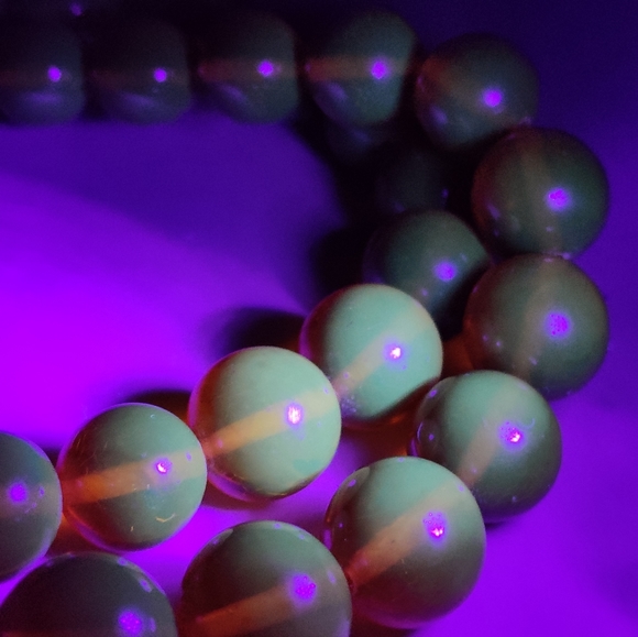 Vintage Genuine Soviet Baltic Butterscotch Amber Necklace - Picture 15 of 15